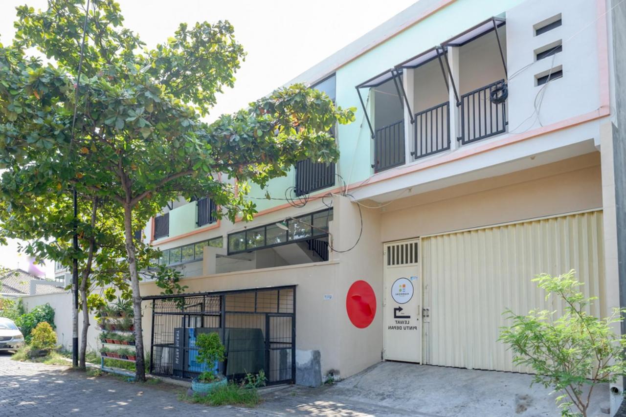 Reddoorz Near Stasiun Tawang Semarang Hotel Exterior photo
